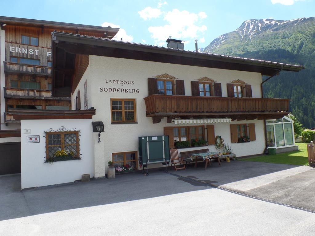 Landhaus Sonnenberg Санкт-Антон-ам-Арльберг Экстерьер фото